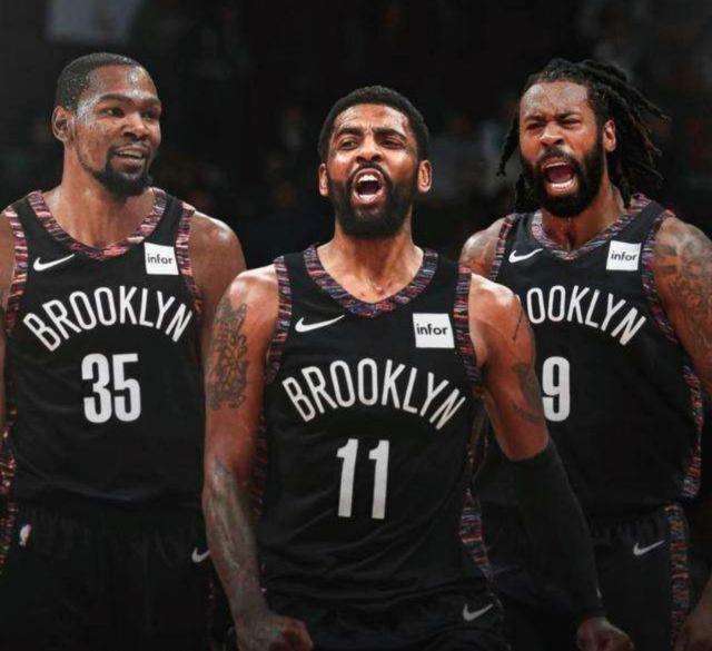 首先是灯光 首先是灯光