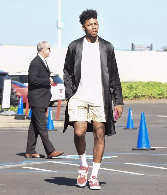 锋线新星就 锋线新星就