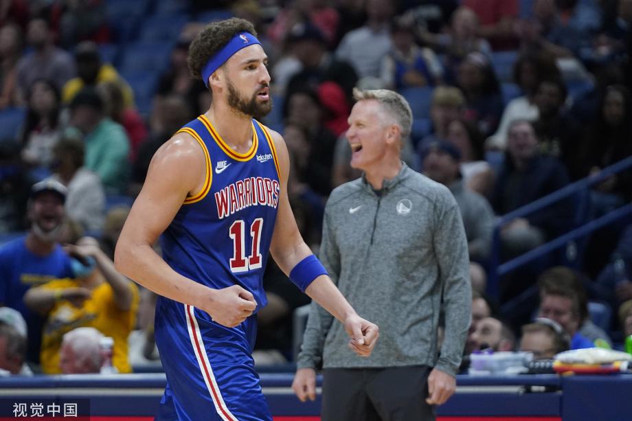 牛奶在杂货 牛奶在杂货